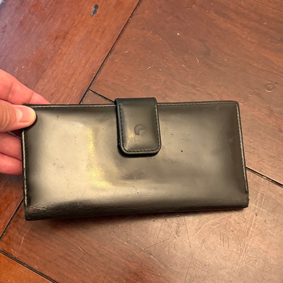 Gucci Black Wallet with Silver Chain - Picture 5 of 5